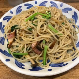 にんにくしょう油 大盛り(スパゲティ屋くぼやん )