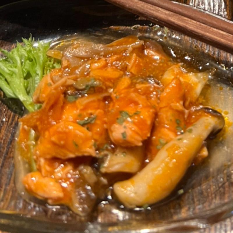 海老とキノコのキムチ炒め(福酒場)