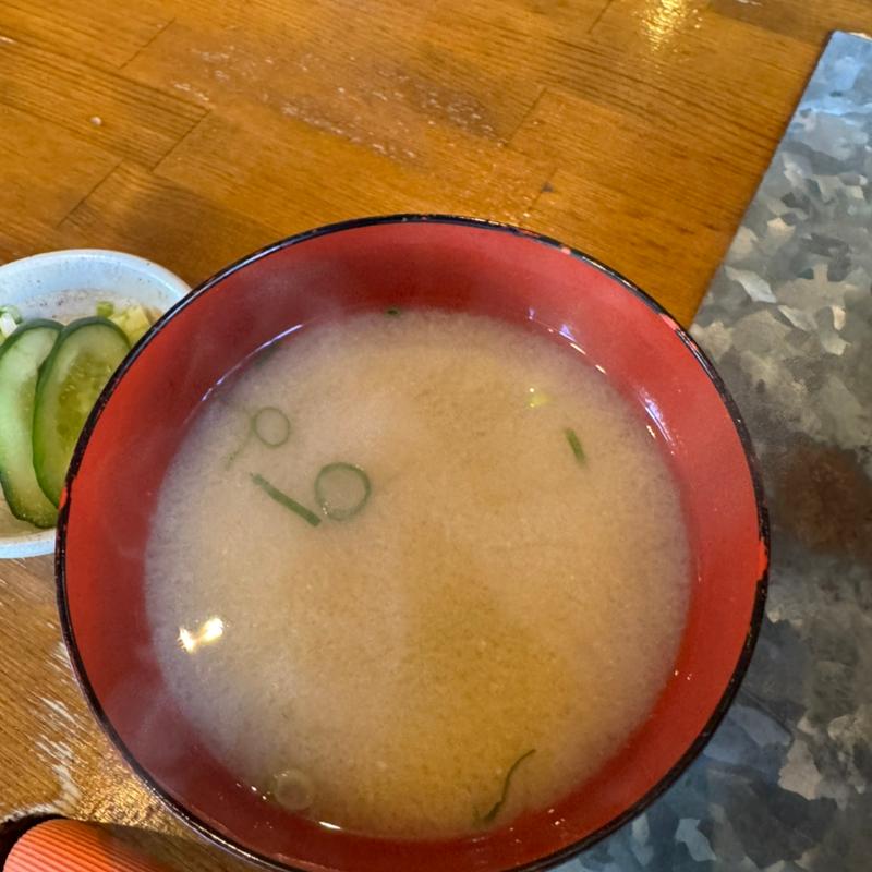 シジミの味噌汁(ハーフ&ハーフ定食)(松阪食堂 小野本店（旧 地鶏屋 小野店）)