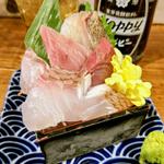 山角の刺身枡盛(イザカヤ 山角)