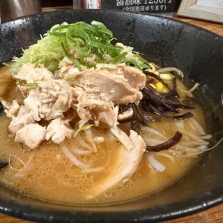 野菜ラーメン 味噌(うこっけいスープの店 天照(てんしょう))
