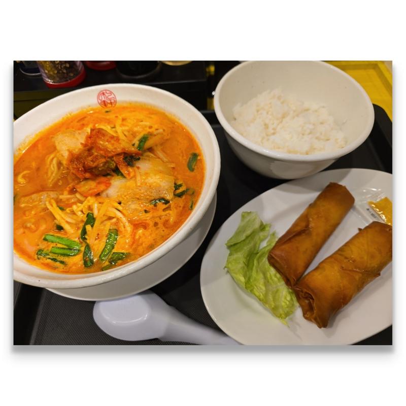 キムチチゲラーメン＋春巻き＋ライス 並(松軒中華食堂 下総中山店)