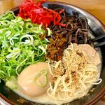 博多らーめん＋味玉＋ねぎ＋キクラゲ＋味玉