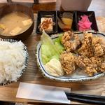 唐揚げ定食