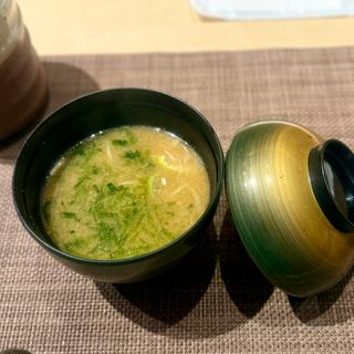 ランチ限定おまかせ握りコース 味噌汁