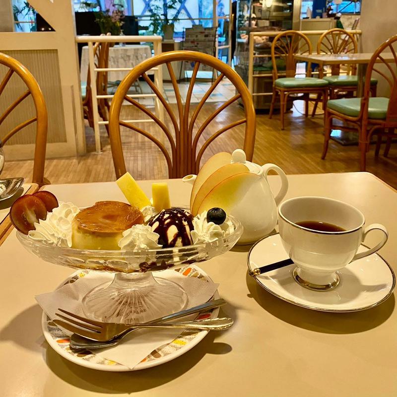 プリンアラモード(Cafe&Restaurant Nagisa （カフェ＆レストラン ナギサ）)