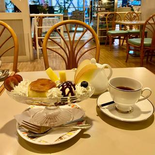 プリンアラモード(Cafe&Restaurant Nagisa (カフェ&レストラン ナギサ))