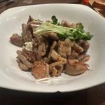 塩ホルモンの黒こしょう炒め