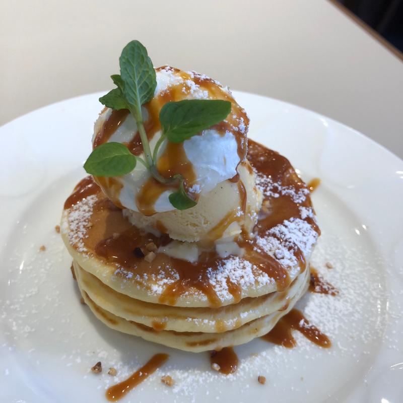 キャラメルハニーパンケーキ（3枚）(デニーズ三郷店)