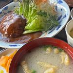 ハンバーグ定食