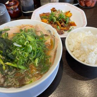 ラーメン(並)+豚キムチ定食