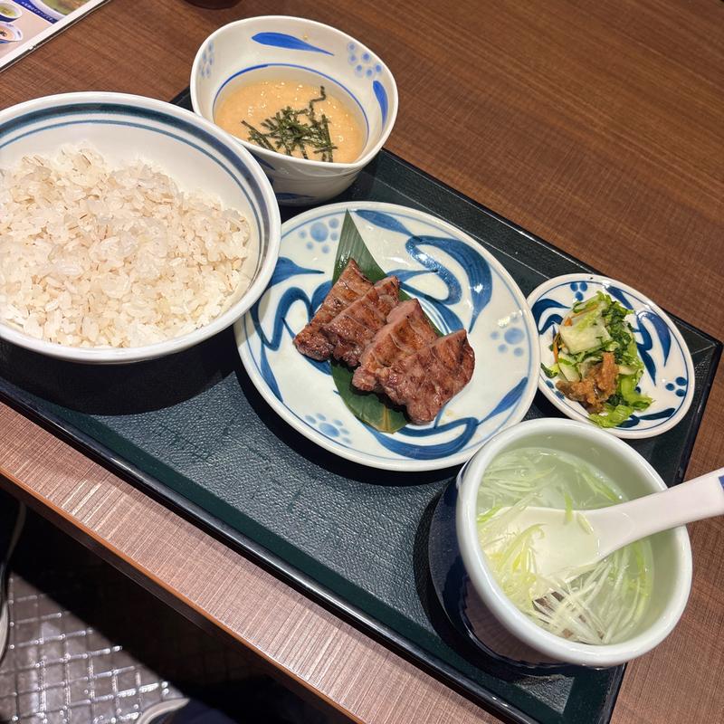 しろたんあつぎりライトセット(ねぎし 新宿エルタワー店)