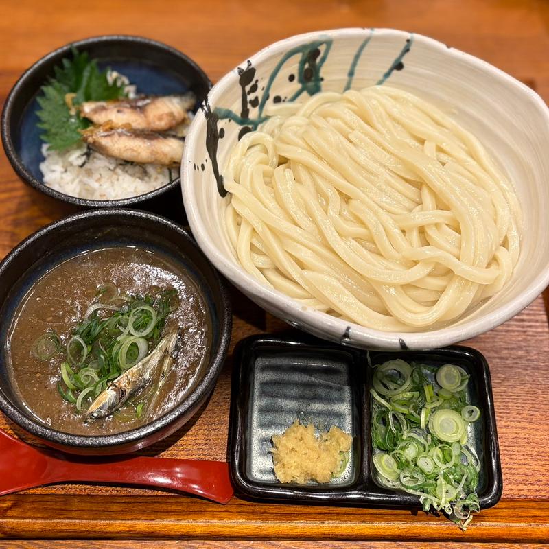 伊吹いりこ濃厚つけ汁うどん(伊吹うどん 東京ミッドタウン六本木)