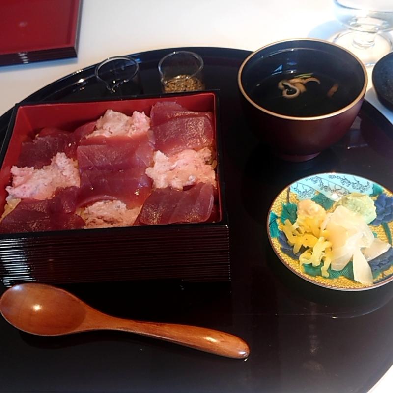 市松マグロ重(re:Dine 日本橋室町)