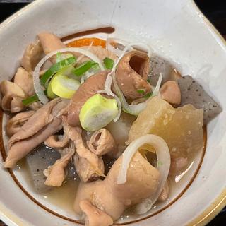 モツ煮(武州うどんあかね&みどりダイニング)