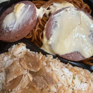 ソーセージ＆生姜焼き（ソース焼きスパ）(セブン-イレブン 札幌北５条西６店)