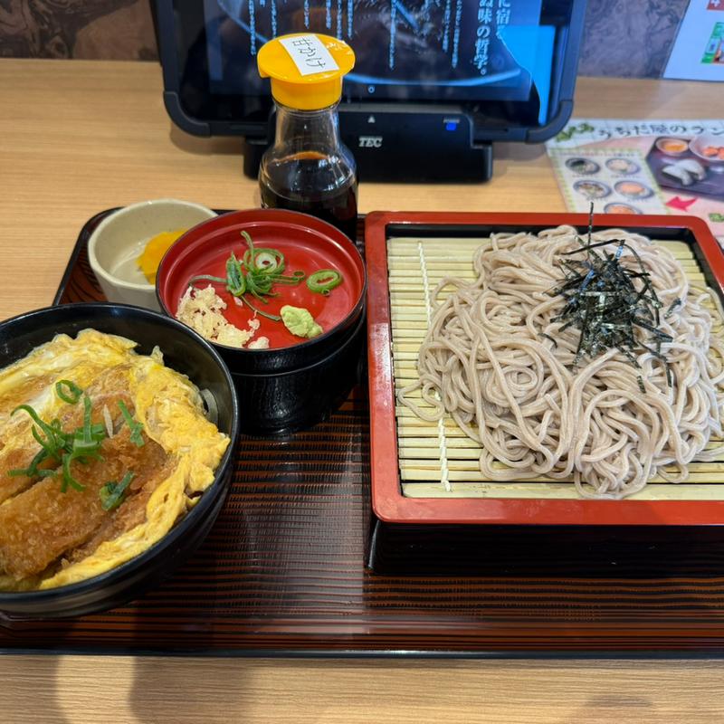 ざる蕎麦とミニカツ丼のセット(うちだ屋 多々良店 )