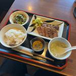 極上厚切り牛タン1.5人前定食