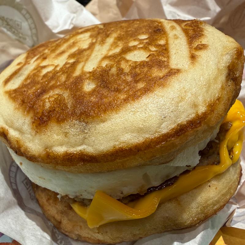 マックグリドルソーセージエッグ(マクドナルド 56号大洲店 )