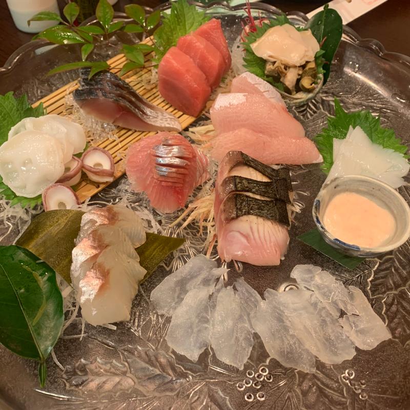 お刺身盛り合わせ(ニ升五合)