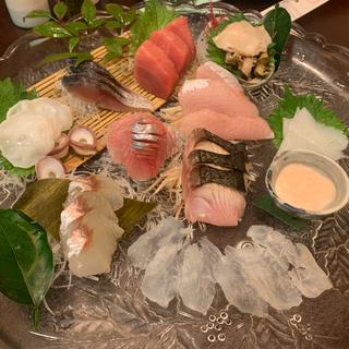 お刺身盛り合わせ(ニ升五合)