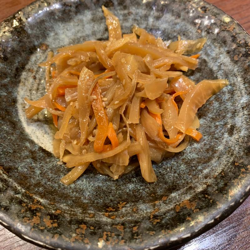 山ウドと天カブのきんぴら(清龍 池袋西口店)