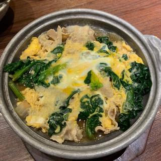 ちぢみほうれん草と豚肉玉子とじ(清龍 池袋西口店)