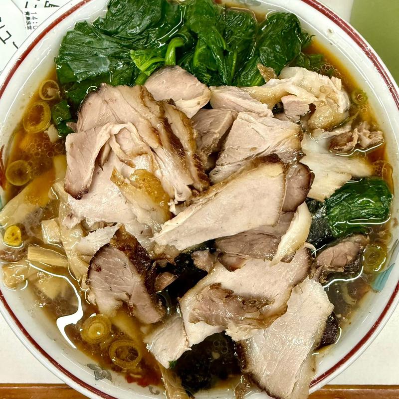 チャーシュー麺 大盛り チャーシュー メンマ ほうれん草(青島食堂 秋葉原店 )