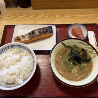 ご飯　豚汁　明太子　焼鮭