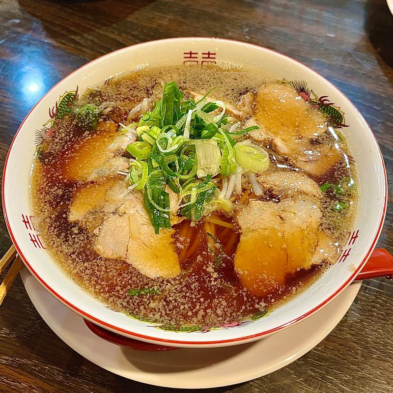 らーめん(濃厚熟成醤油らーめん 拉ノ刻)