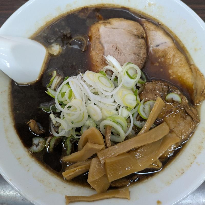 花やブラック（チャーシュートッピング）(花やラーメン )