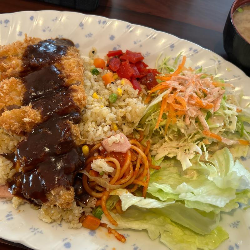 カツピラフ(凱旋門)