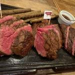 グリルステーキ 熟成肉食べ比べ(熟成和牛ステーキグリルド エイジング・ビーフ TOKYO新宿三丁目店)