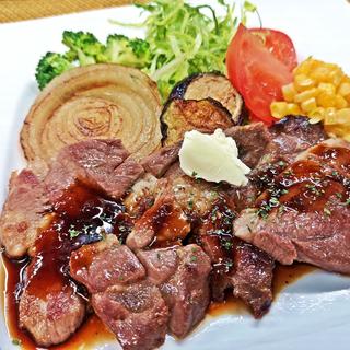 【ジビエ飯】ラム肉のステーキ定食