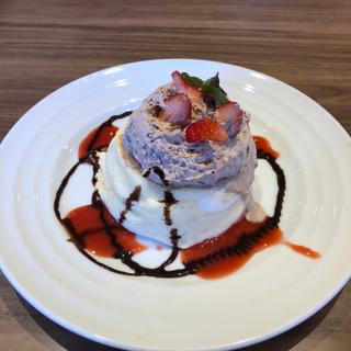 苺とチョコレートクリームのリコッタパンケーキ(高倉町珈琲 柏の葉店)
