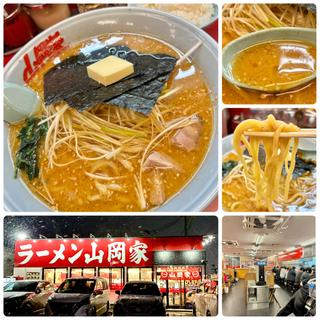 特製みそネギラーメン　中盛　半ライス　バタートッピング(ラーメン山岡家 長浜店)
