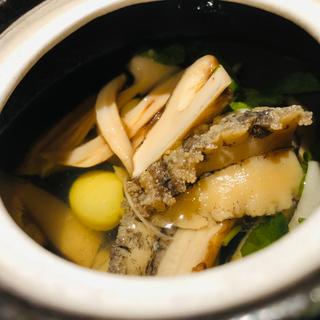 鮑と松茸の土瓶蒸し