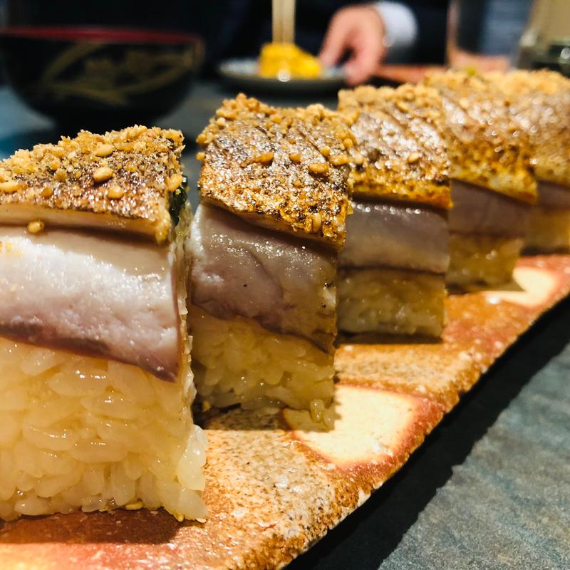 名物 鯖炙り棒寿司 (一献 すだち)