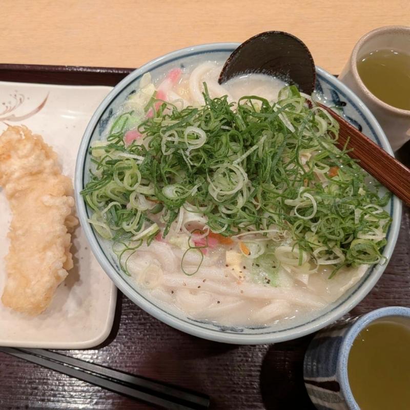 野菜たっぷりちゃんぽんうどん(金比羅製麺 高槻清福寺店)