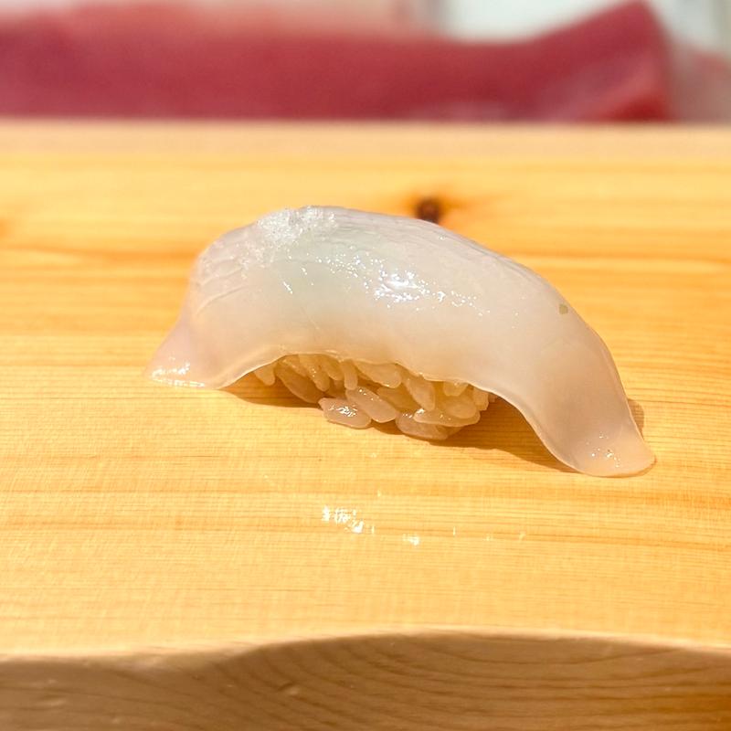 ランチ限定おまかせ握りコース　コウイカ(意気な寿し処 阿部 青山店)