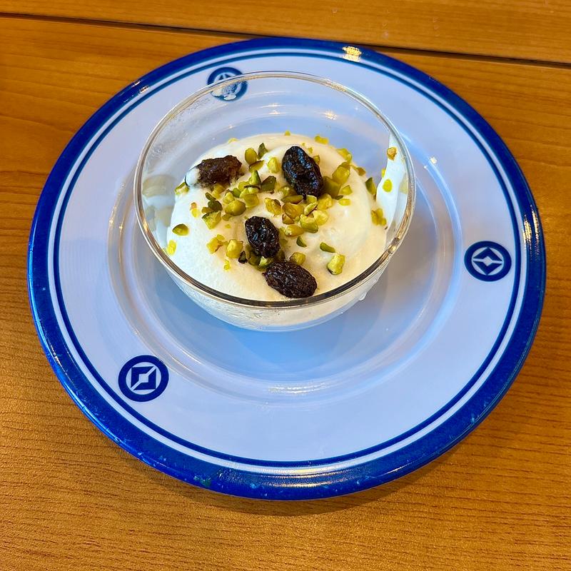 サウジアラビア王国の料理 ウムアリ(くら寿司 瀬戸店)