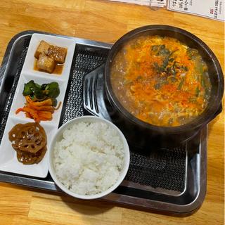 ユッケジャン定食(思い出の7080)