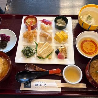 ゆば尽くし御膳