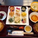 ゆば尽くし御膳