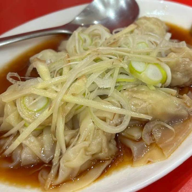 皿ワンタン(中華料理 萬福)