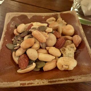 ミックスナッツ