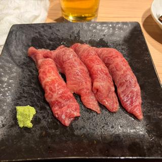 肉寿司　2貫(焼肉 鳴尾 銀座本店)