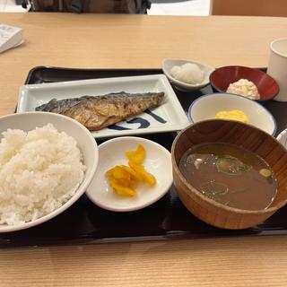 塩焼サバ定食(げこ亭 大阪国際空港店)