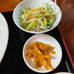 長ネギと豚ガツ炒め定食