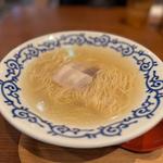 豚そば(豚そば 月や 福岡空港店)